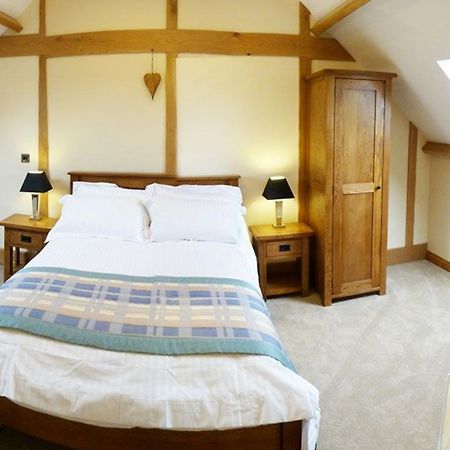 Bwthyn Tre-Faen Villa Cray Luaran gambar